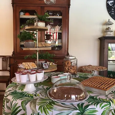 Il Portico Bed and Breakfast Sarzana