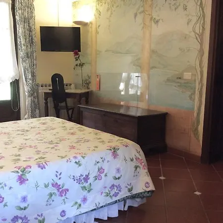 Alojamento de Acomodação e Pequeno-almoço Il Portico 4*